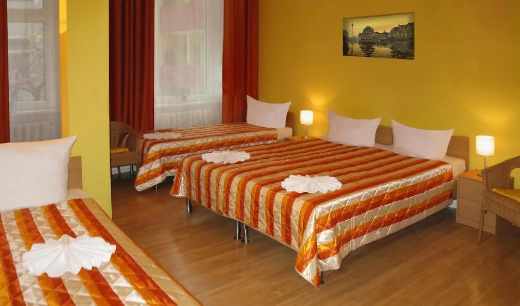 ** Pensionat Hotel-Pension Am Savignyplatz Berlin Tyskland