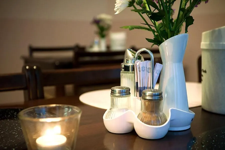 ** Guest house Hotel-Pension Am Savignyplatz Berlin Germany