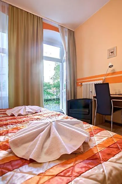 Hotel-Pension Am Savignyplatz Berlin Guest house
